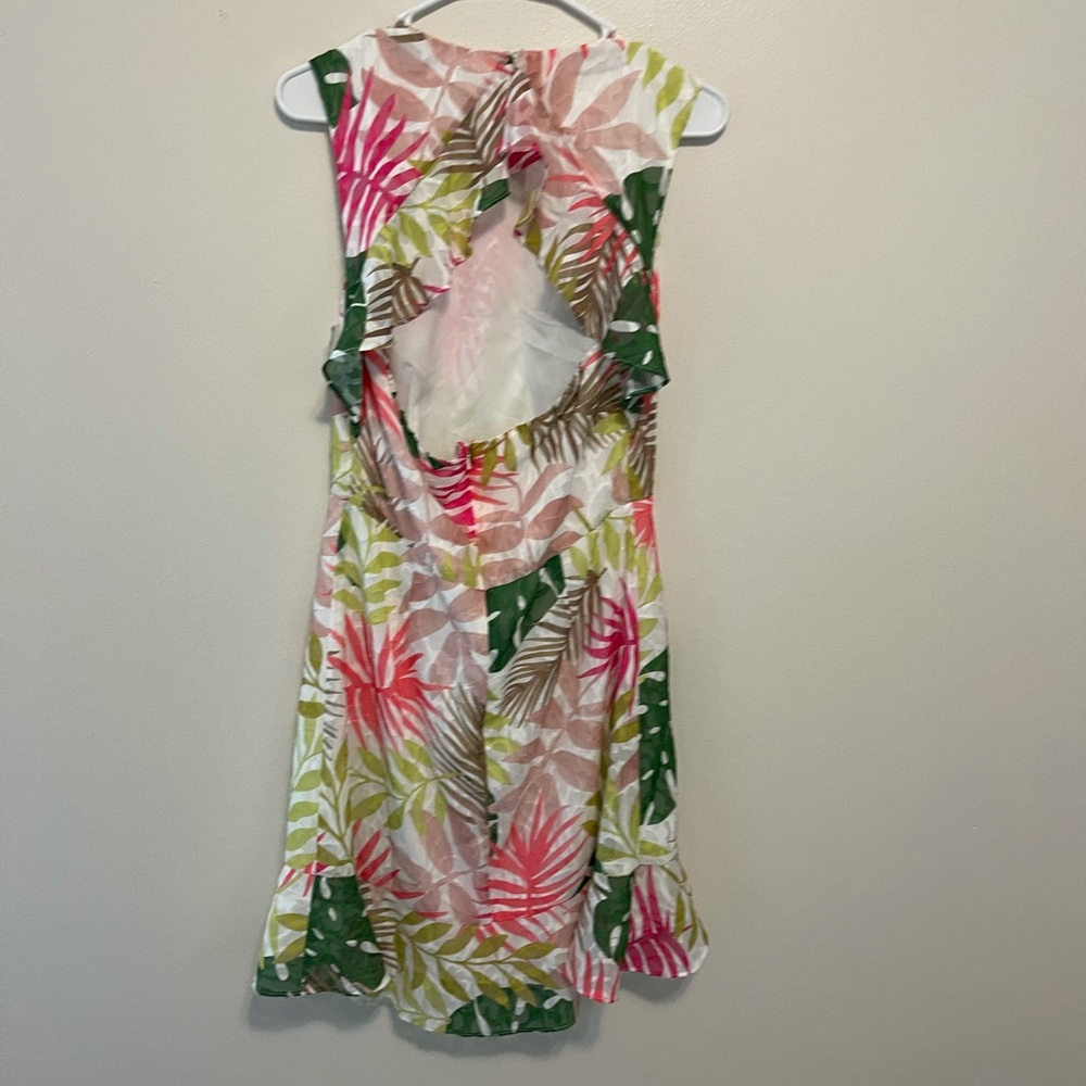 NWT HUTCH TROPICAL OPEN BACK RUFFLE DRESS - Picture 3 of 4